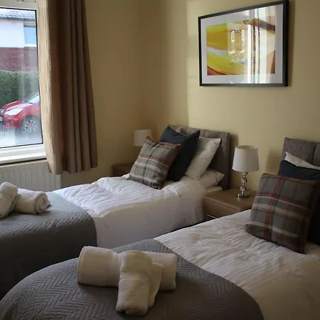 Carvetii - Quentin House - Near Hospital, Max 7 Ppl Apartment Carlisle (Cumbria)