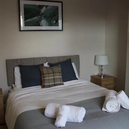 Carvetii - Quentin House - Near Hospital, Max 7 Ppl Apartmán